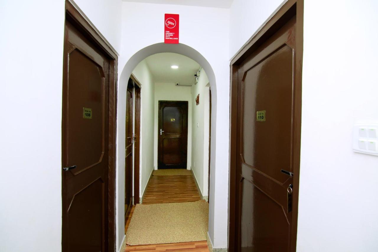 Oyo 104 Hotel Baltic Inn Katmandu Dış mekan fotoğraf