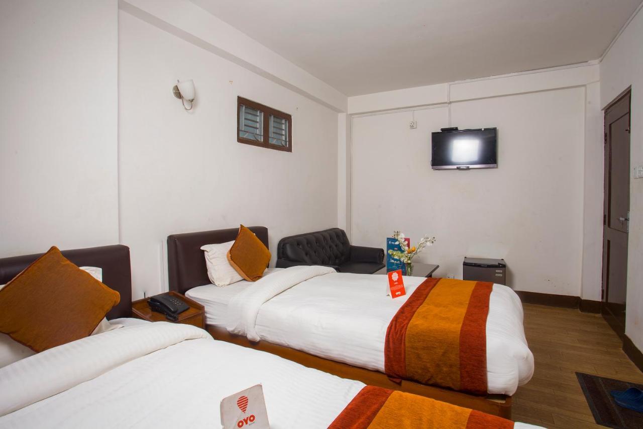 Oyo 104 Hotel Baltic Inn Katmandu Dış mekan fotoğraf