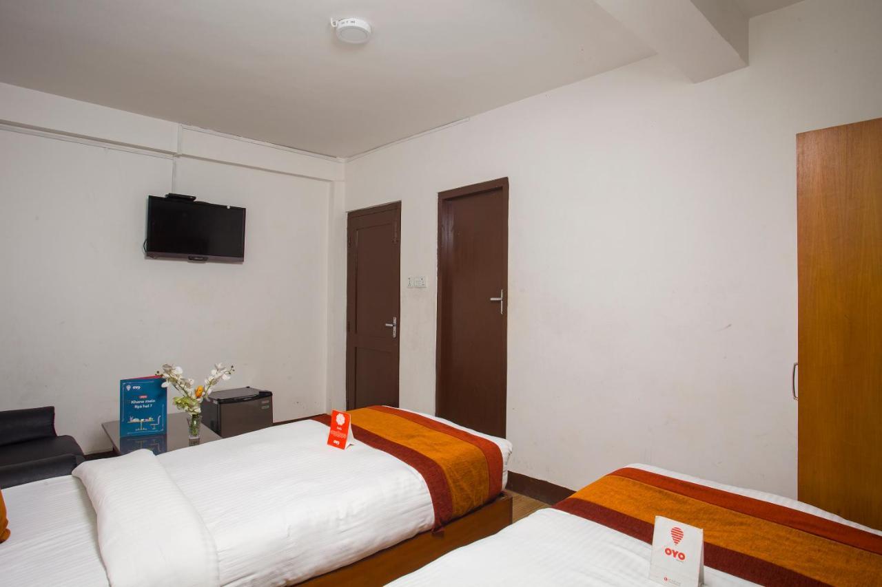 Oyo 104 Hotel Baltic Inn Katmandu Dış mekan fotoğraf